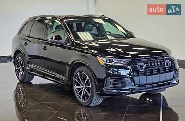Внедорожник / Кроссовер Audi Q7 2022 в 