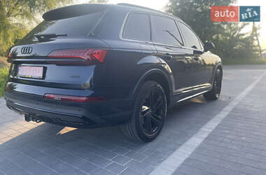 Внедорожник / Кроссовер Audi Q7 2023 в 