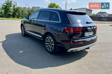 Внедорожник / Кроссовер Audi Q7 2016 в 