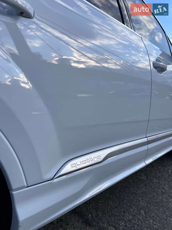Внедорожник / Кроссовер Audi Q7 2023 в Киеве