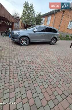 Внедорожник / Кроссовер Audi Q7 2014 в 