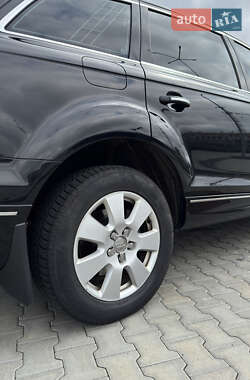 Внедорожник / Кроссовер Audi Q7 2014 в 