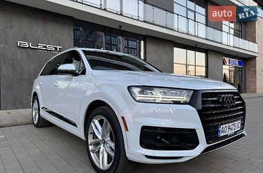 Внедорожник / Кроссовер Audi Q7 2018 в 