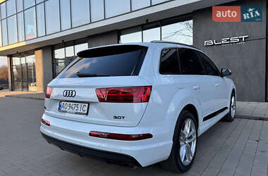 Внедорожник / Кроссовер Audi Q7 2018 в 
