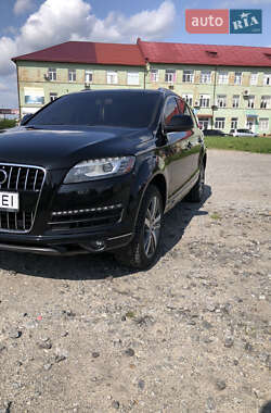 Внедорожник / Кроссовер Audi Q7 2014 в 