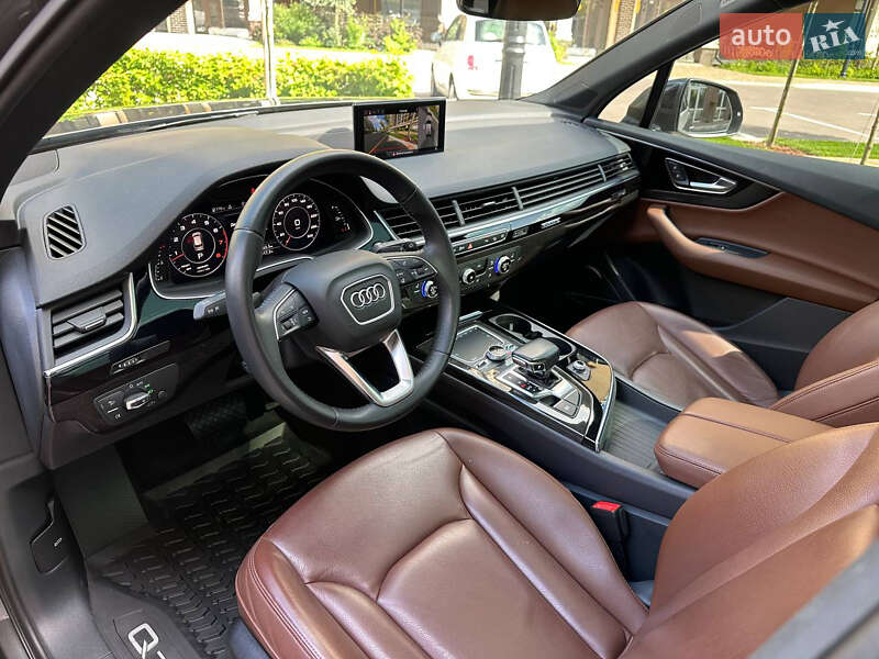 Внедорожник / Кроссовер Audi Q7 2019 в Киеве