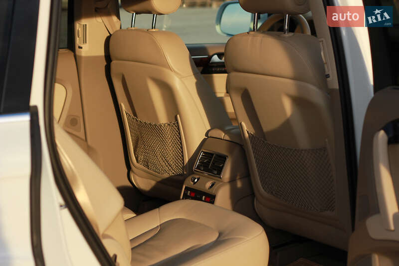 Внедорожник / Кроссовер Audi Q7 2014 в Киеве