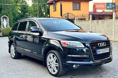 Внедорожник / Кроссовер Audi Q7 2006 в 