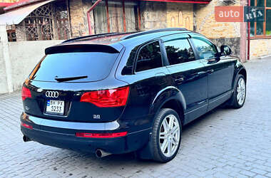 Внедорожник / Кроссовер Audi Q7 2006 в 