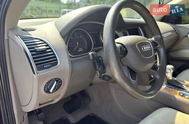 Позашляховик / Кросовер Audi Q7 2014 в 