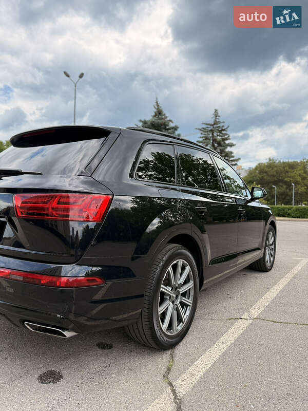 Позашляховик / Кросовер Audi Q7 2018 в Одесі фото 7 Позашляховик / Кросовер Audi Q7 2018 в Одесі