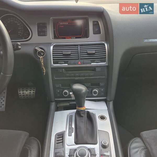 Внедорожник / Кроссовер Audi Q7 2007 в Жовкве