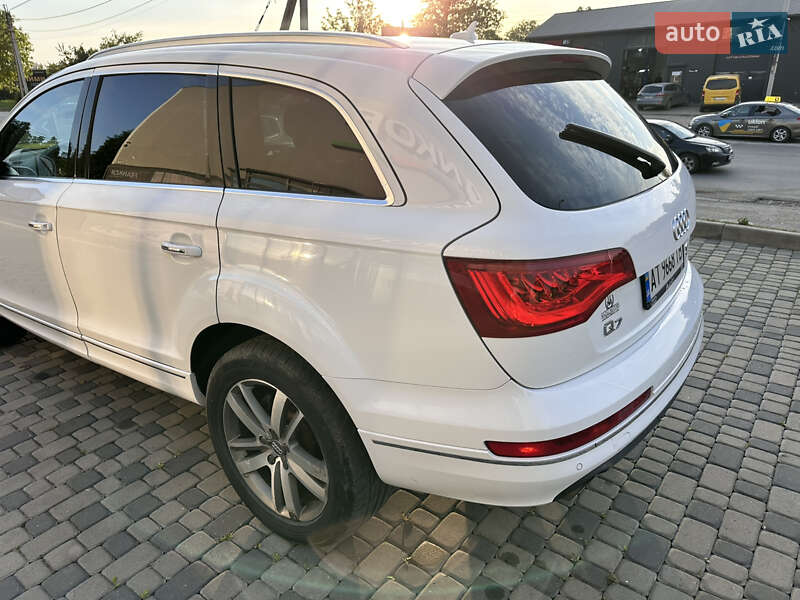 Позашляховик / Кросовер Audi Q7 2010 в Івано-Франківську