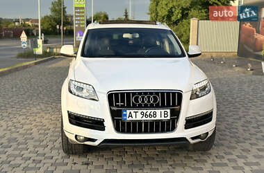 Позашляховик / Кросовер Audi Q7 2010 в 