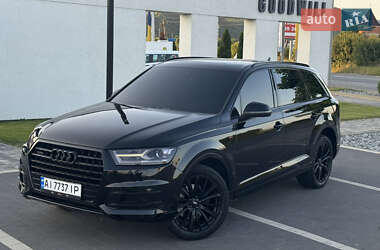 Внедорожник / Кроссовер Audi Q7 2015 в 