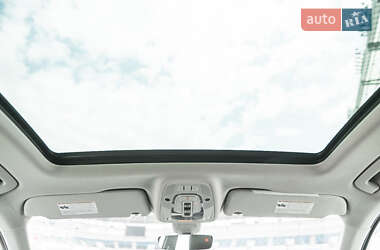 Внедорожник / Кроссовер Audi Q7 2017 в 