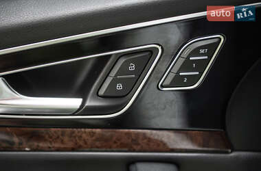 Внедорожник / Кроссовер Audi Q7 2017 в 