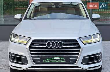 Внедорожник / Кроссовер Audi Q7 2018 в 