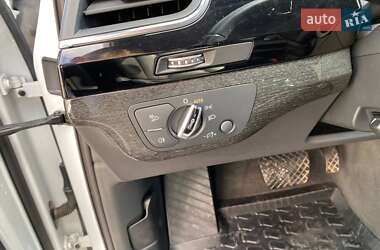 Внедорожник / Кроссовер Audi Q7 2016 в 