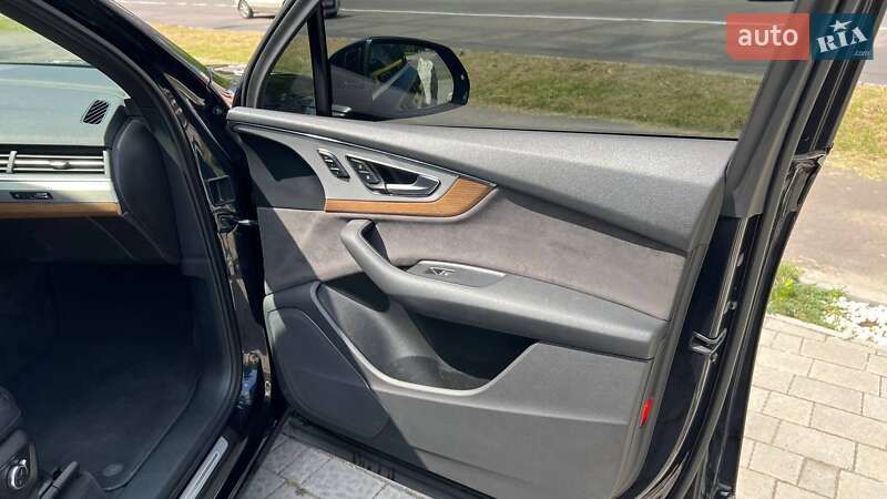 Внедорожник / Кроссовер Audi Q7 2016 в Львове фото 44 Внедорожник / Кроссовер Audi Q7 2016 в Львове