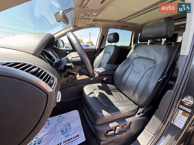 Позашляховик / Кросовер Audi Q7 2015 в Львові