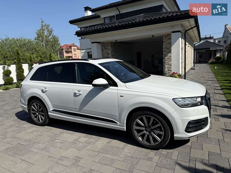 Внедорожник / Кроссовер Audi Q7 2017 в Львове фото 9 Внедорожник / Кроссовер Audi Q7 2017 в Львове