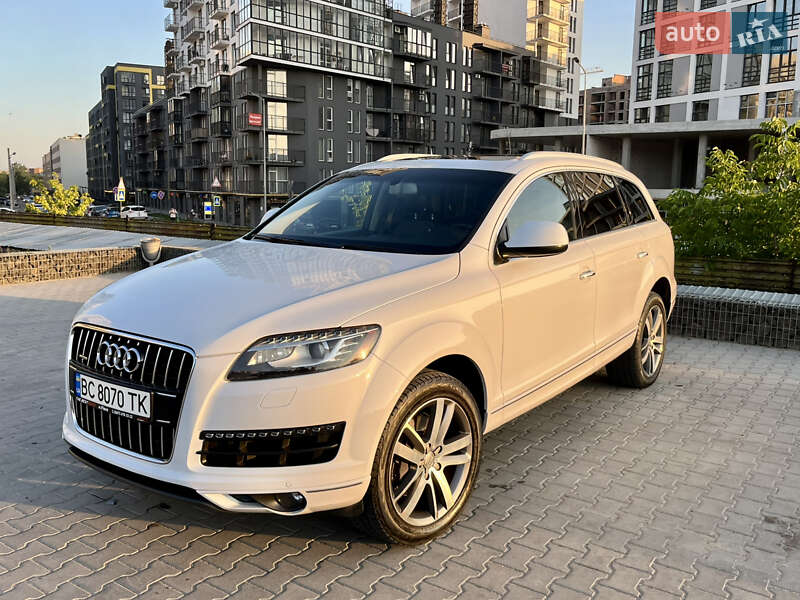 Внедорожник / Кроссовер Audi Q7 2012 в 