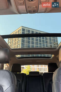Внедорожник / Кроссовер Audi Q7 2012 в 