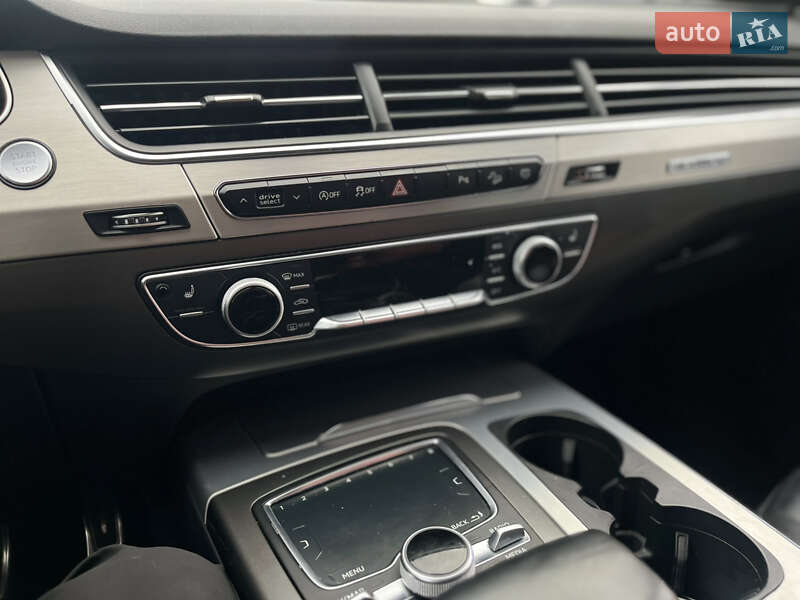 Внедорожник / Кроссовер Audi Q7 2017 в Львове фото 13 Внедорожник / Кроссовер Audi Q7 2017 в Львове