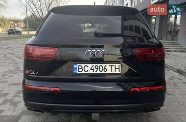 Внедорожник / Кроссовер Audi Q7 2018 в 