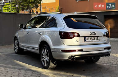 Внедорожник / Кроссовер Audi Q7 2014 в 