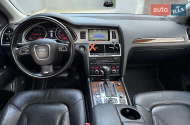 Внедорожник / Кроссовер Audi Q7 2010 в 