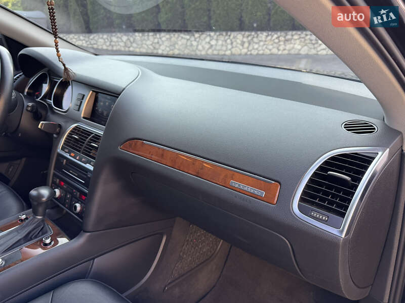 Внедорожник / Кроссовер Audi Q7 2015 в Тернополе фото 40 Внедорожник / Кроссовер Audi Q7 2015 в Тернополе