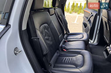 Внедорожник / Кроссовер Audi Q7 2015 в 