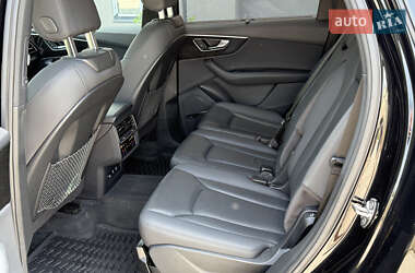 Внедорожник / Кроссовер Audi Q7 2020 в 