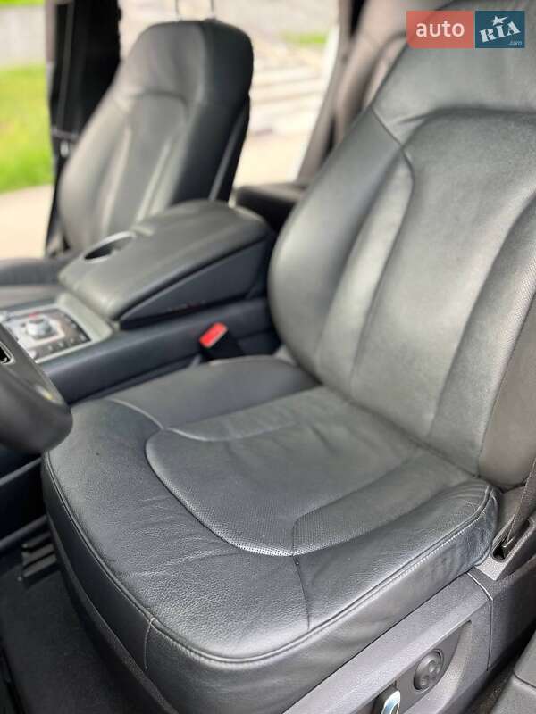 Внедорожник / Кроссовер Audi Q7 2014 в Чернигове