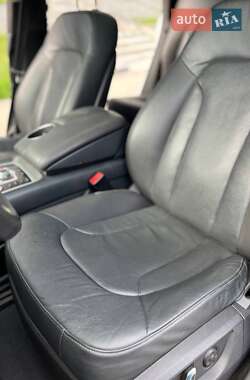 Внедорожник / Кроссовер Audi Q7 2014 в 