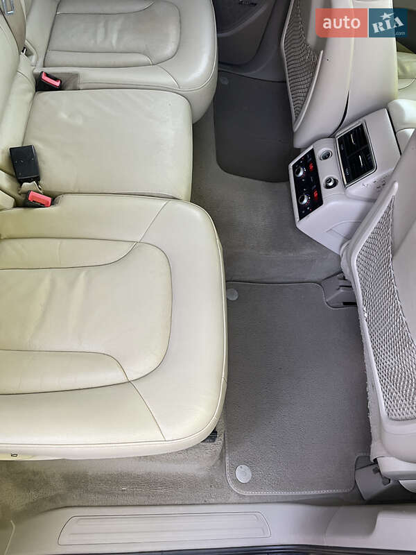 Позашляховик / Кросовер Audi Q7 2013 в Львові