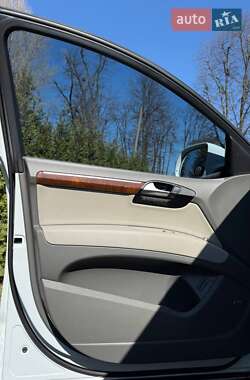 Внедорожник / Кроссовер Audi Q7 2013 в 