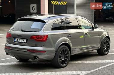 Внедорожник / Кроссовер Audi Q7 2014 в 