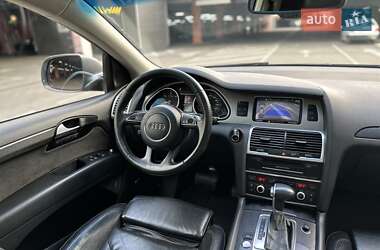 Внедорожник / Кроссовер Audi Q7 2014 в 