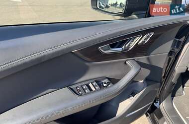 Внедорожник / Кроссовер Audi Q7 2023 в 