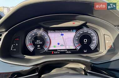 Внедорожник / Кроссовер Audi Q7 2023 в 