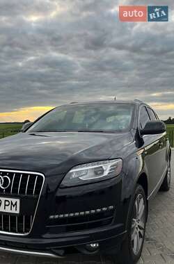 Внедорожник / Кроссовер Audi Q7 2012 в 