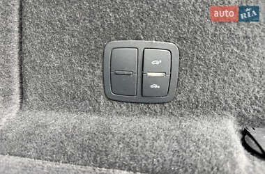 Внедорожник / Кроссовер Audi Q7 2011 в 
