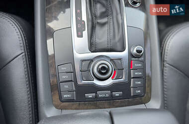 Внедорожник / Кроссовер Audi Q7 2011 в 
