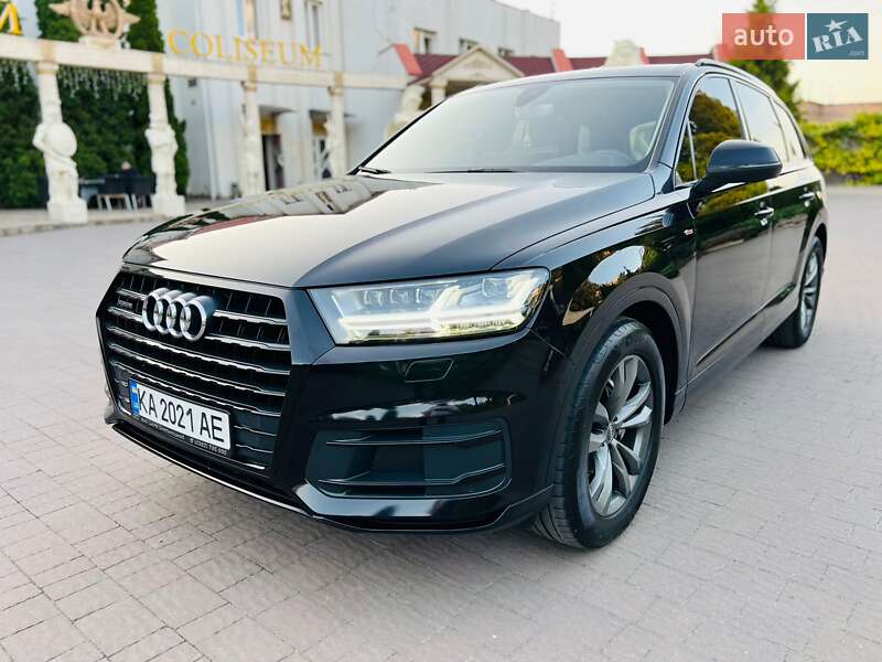 Позашляховик / Кросовер Audi Q7 2015 в Хмельницькому
