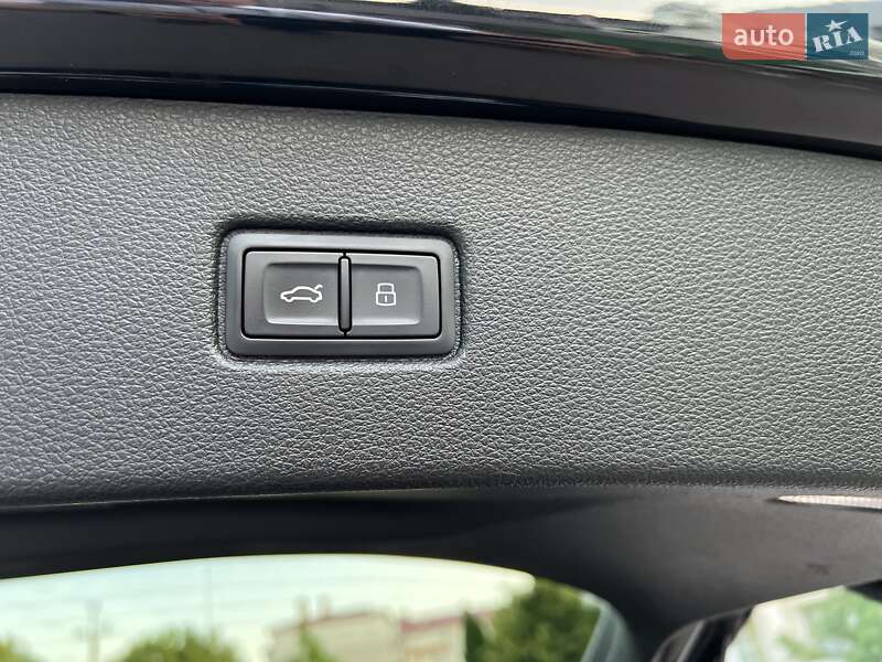 Позашляховик / Кросовер Audi Q7 2015 в Хмельницькому