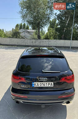 Внедорожник / Кроссовер Audi Q7 2013 в 