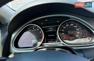 Внедорожник / Кроссовер Audi Q7 2012 в 